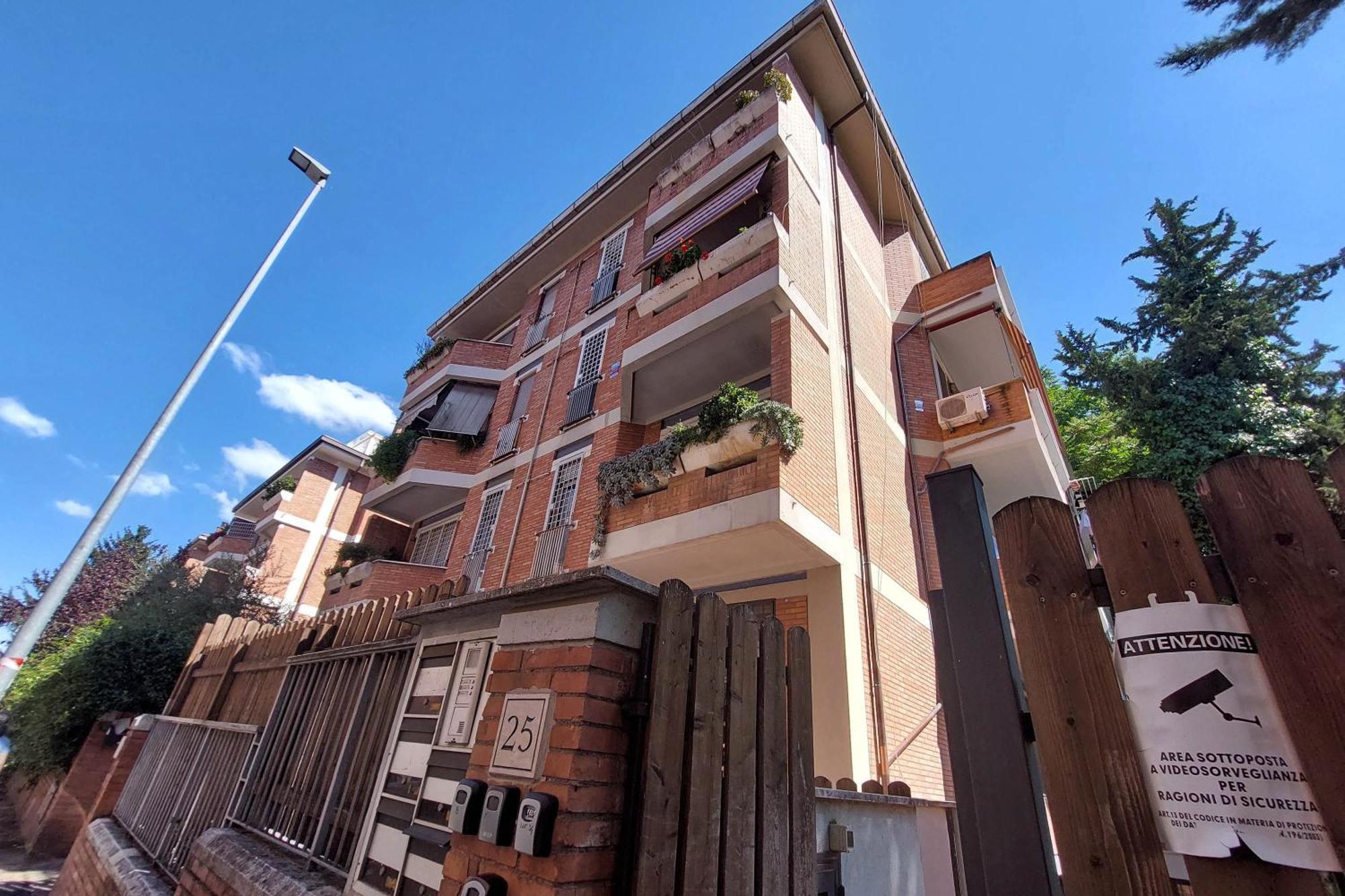 Vatican Flat Cozy With Private Court ローマ エクステリア 写真